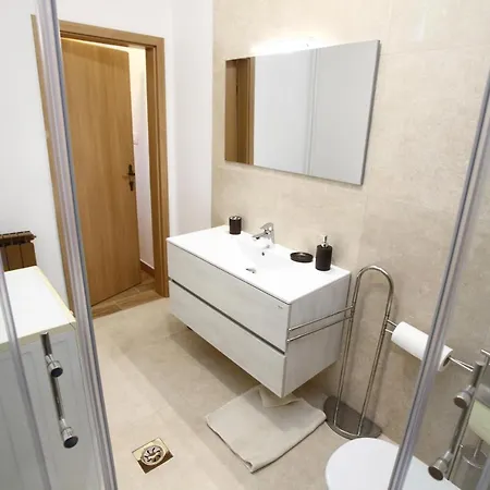 Nyaraló Apartma Sonja Črni Kal